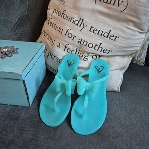 Glossy Blue Thong Sandals for Summer